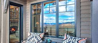 Summit Haven at Balsam Mountain Preserve | Exclusive Lodge with Golf & Hiking Trails