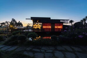 Bain à remous, hammam, soins corporels, soins d'hydrothérapie