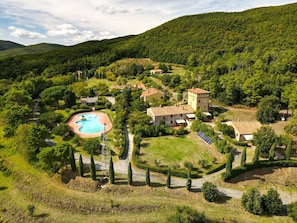 Exterior - Beautiful apartment for 3 guests with A/C, WIFI, pool, TV and patio (Riparbella)