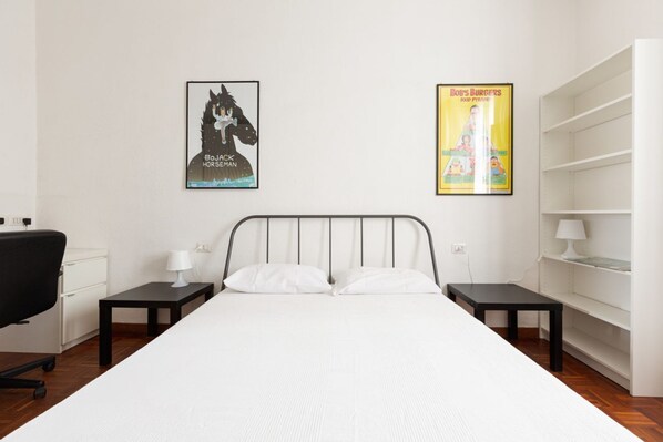 1 bedroom, WiFi, bed sheets