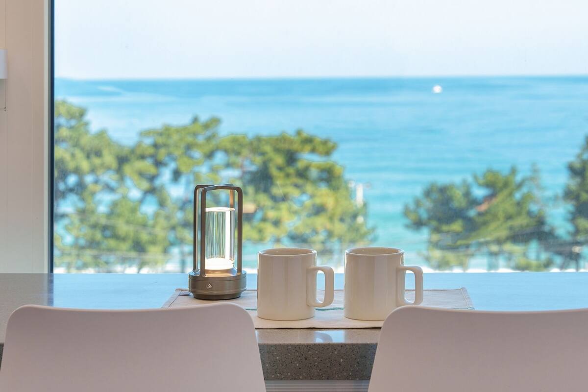 Basic Room, 1 Bedroom (Room 303) | 1 bedroom, free WiFi