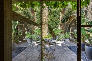 Interior - Hotel 'Les Hamaques - Magnolia' with Shared Pool, Wi-Fi and Air Conditioning (Viladamat)