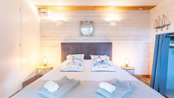 1 chambre, fer et planche Ă repasser, draps fournis