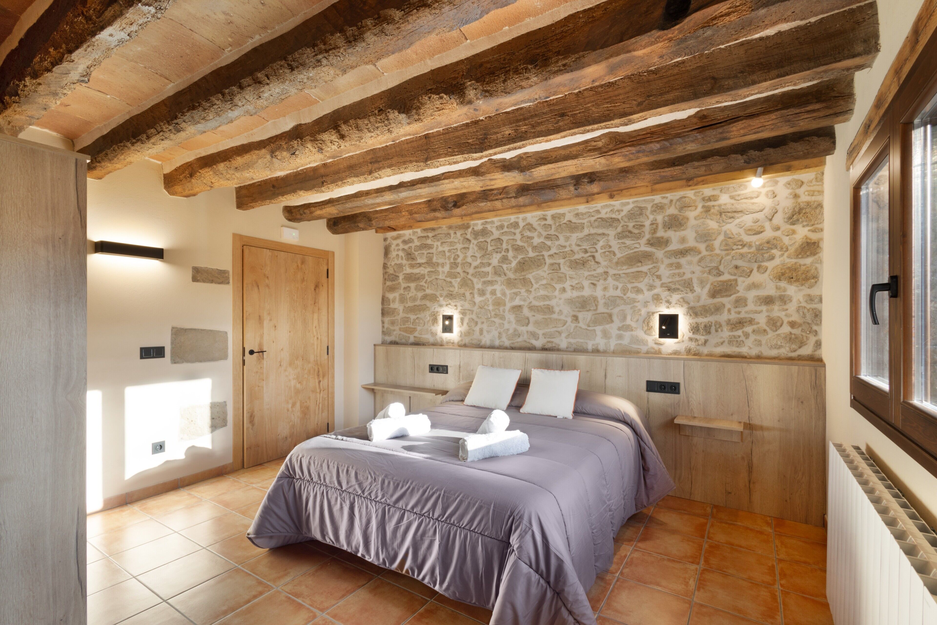 6 chambres, fer et planche à repasser, Wi-Fi gratuit, draps fournis