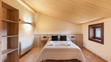 6 sovrum, strykjärn/strykbräda, gratis wi-fi och sängkläder