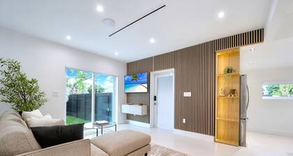 Luxury The Rock & Music Villa Miami!