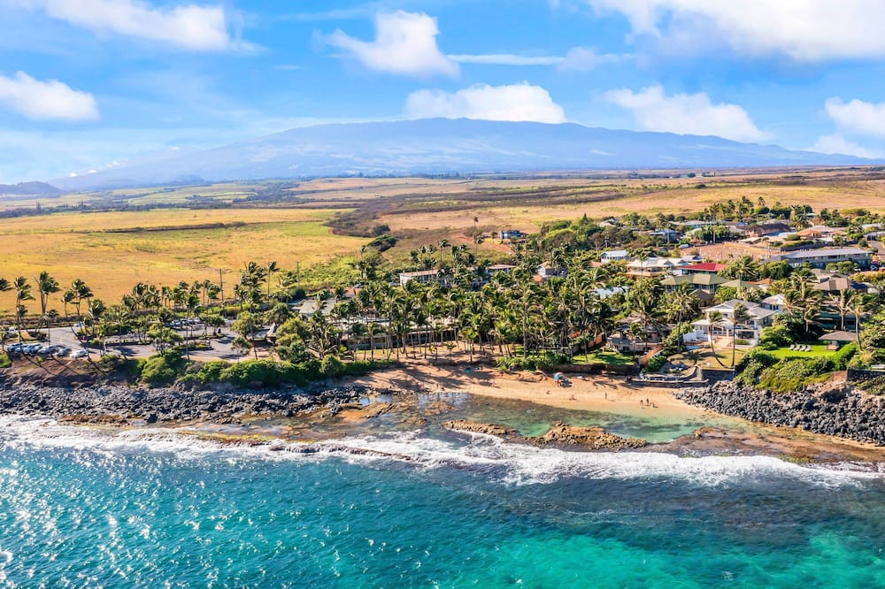 Kuau Plaza Paia Condo with Parking