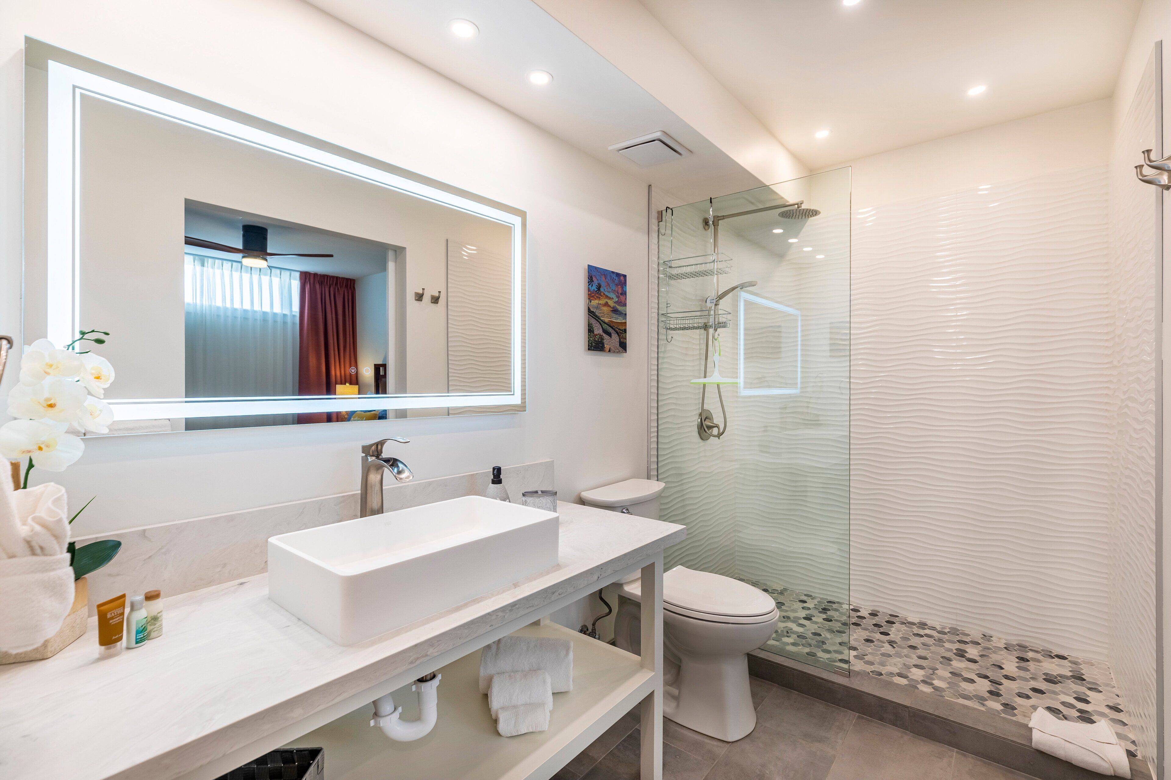 Condo familiar, 2 habitaciones, 2 baños, vista al jardín (1006) | Baño | Amenidades de baño gratuitas, toallas, jabón, shampoo 