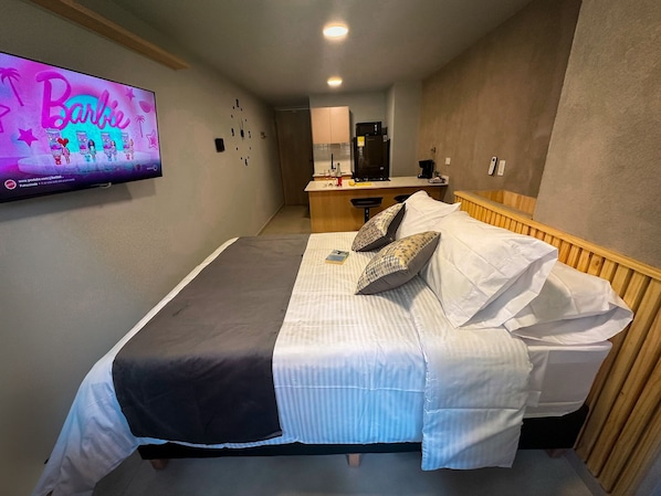 1 chambre, fer et planche à repasser, literie fournie