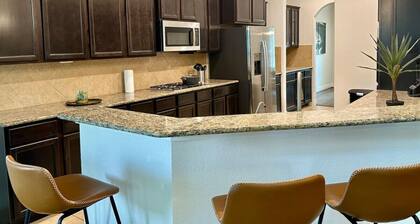 Beautiful house in The Woodlands - Creekside
