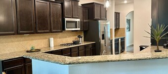 Beautiful house in The Woodlands - Creekside