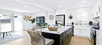 Modern 4BR Stay Near Shops & Parks #TravelSGV