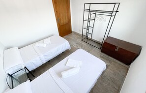 2 chambres, accès au Wi-Fi (inclus)