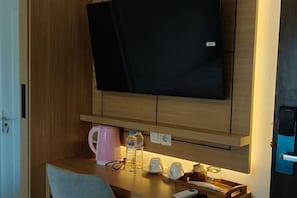 Room - D'Ninety Six Inn (Playen)