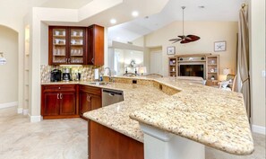 Interior - Beautiful home located near Warm Mineral Springs. (North Port)