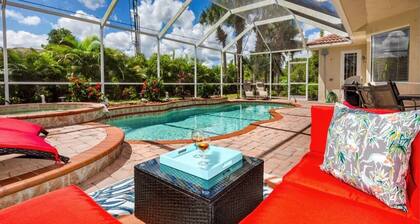 Beautiful home located near Warm Mineral Springs.