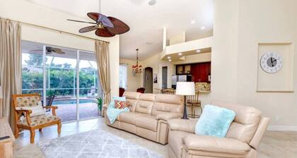 Beautiful home located near Warm Mineral Springs.