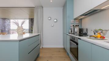 Fridge, microwave, oven, dishwasher