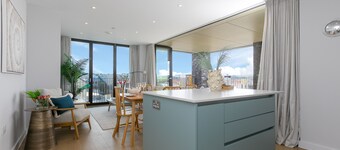 14 An Garth– Sleeps 4 – On-Site Parking for One Car – Estuary Views