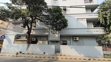 住宿正面
