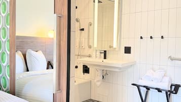 Twin Room, 2 Twin Beds, Accessible, Ground Floor | Bathroom | Designer toiletries, hair dryer, towels, soap