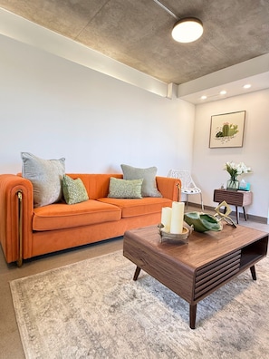 Reception - The Alice Hotel (Tucson)