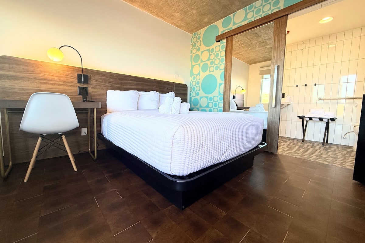 Double Room, 1 Double Bed, Accessible, Ground Floor | 1 bedroom, premium bedding, down comforters, pillowtop beds