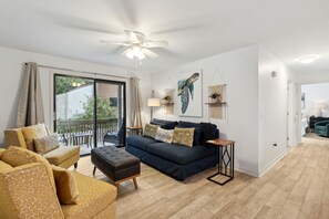 Smart TV - Simply Serene - Hosted by Moore AI Rentals (Fernandina Beach)