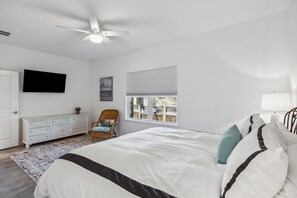 3 Schlafzimmer, Schreibtisch, kostenloses WLAN, Bettwäsche