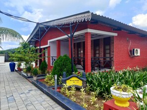 Cottage | 1 bilik tidur, cadar kapas Mesir, peralatan tempat tidur premium, meja 