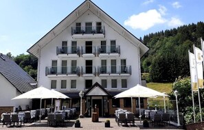 Exterior - Comfortable and versatile room -perfect for relaxation, work and exchange (Winterberg)