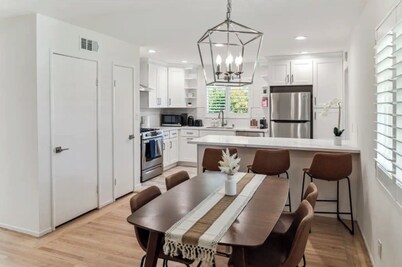 NEW! Charming Oasis In Central Silicon Valley ~4beds~ beautiful backyard~