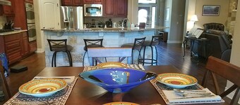 Charming 4-bedroom house; Sun City, TX with WiFi; Quiet, Tranquil Neighborhood