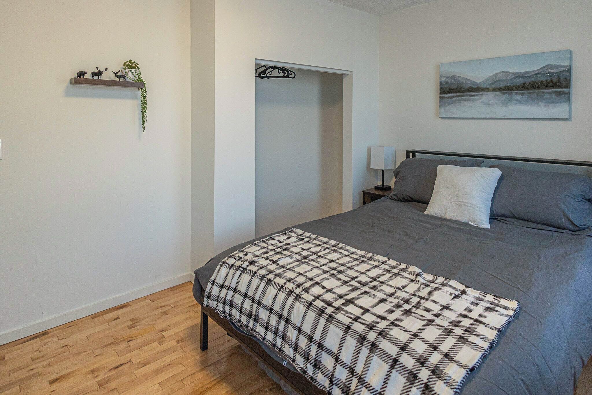 1 bedroom, iron/ironing board, travel cot, free WiFi