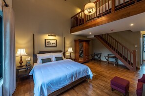 Family Room | In-room safe, blackout drapes, iron/ironing board, free WiFi