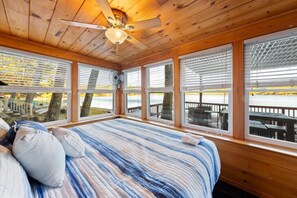 3 bedrooms, desk, travel cot, free WiFi