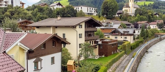 Cosy apartment in the center with a garden
