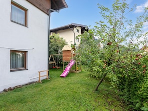Children's area - Cosy apartment in the center with a garden (Kirchberg in Tirol)