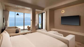 1 bedroom, desk, laptop workspace, blackout curtains