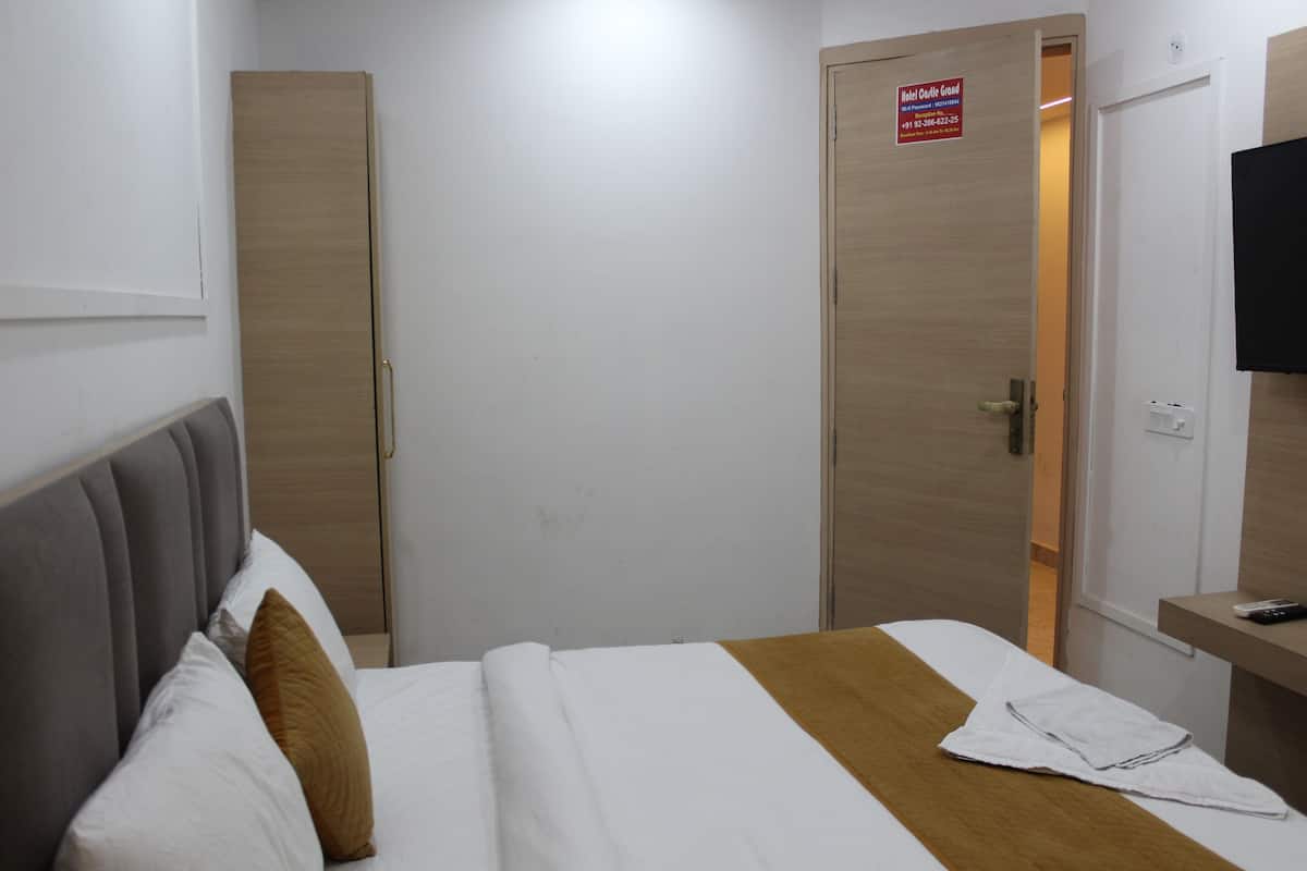 Deluxe kamer | Lakens van Egyptisch katoen, luxe beddengoed, donzen dekbedden