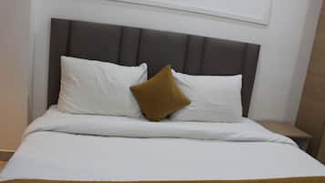 Phòng Deluxe | Bộ trải giường bằng vải cotton Ai Cập, bộ đồ giường cao cấp