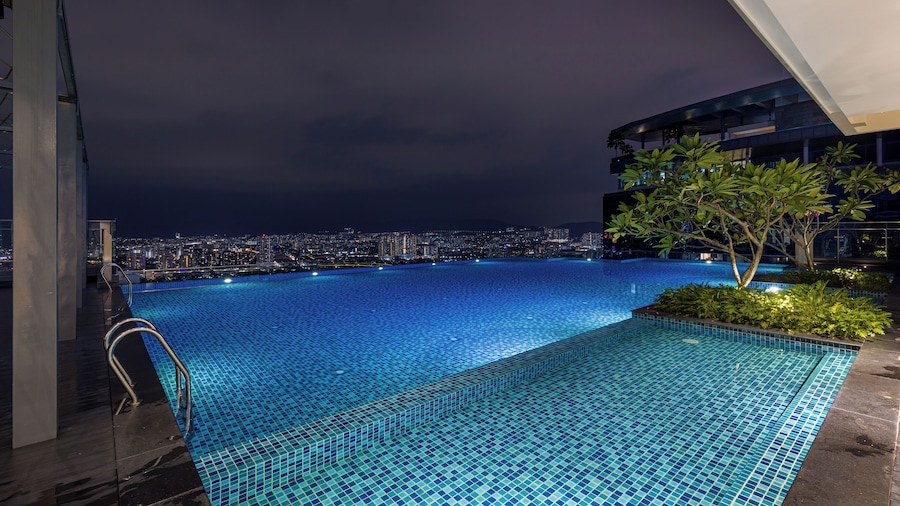 The Manor Residence KLCC by Five Senses