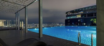 The Manor Residence KLCC by Five Senses