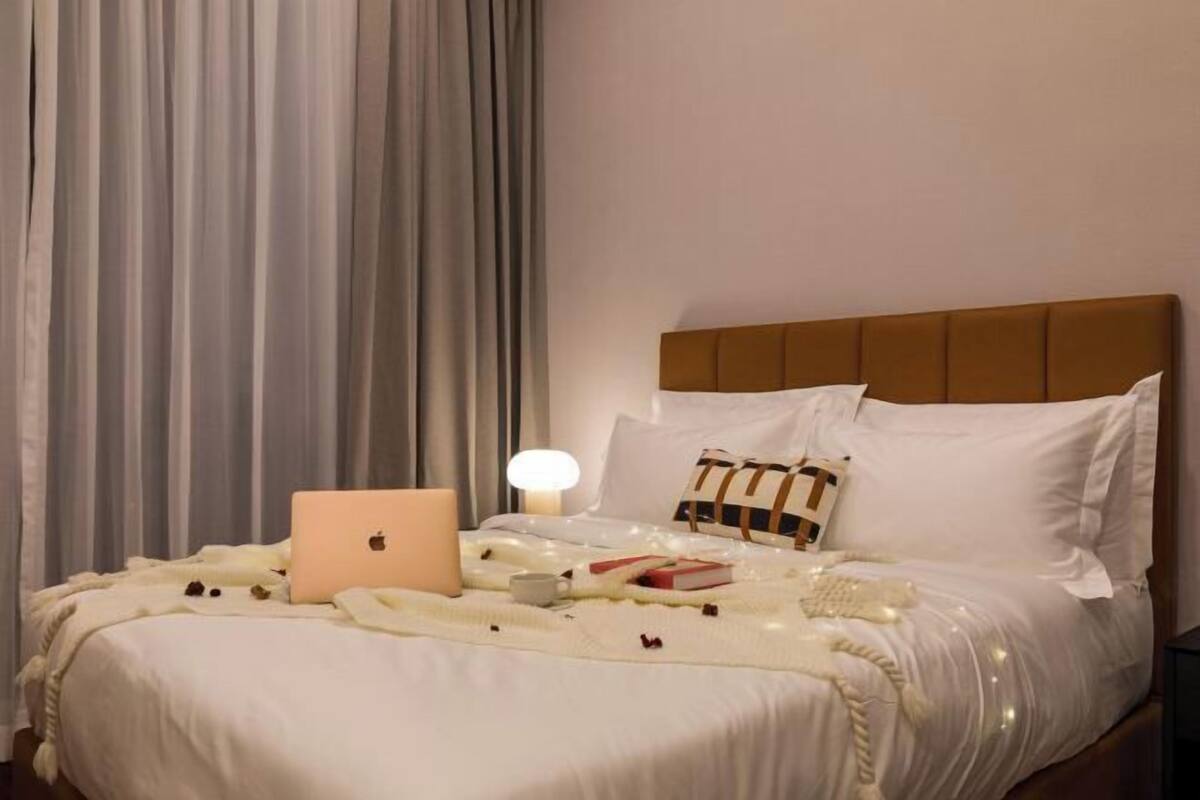 Desk, iron/ironing board, free WiFi, bed sheets