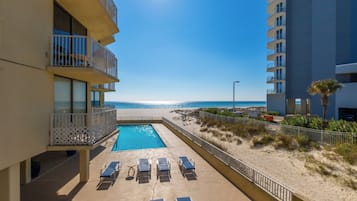 Signature Condo, 2 Bedrooms, Balcony, Pool View | Balcony view