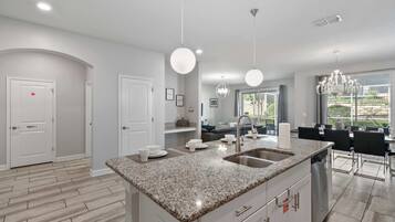 Maison (6 Bedrooms) | Ăquipement de lâhĂ©bergement