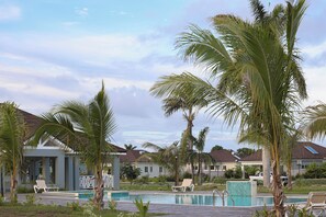 Pool - 3-bedroom villa in tranquil Saint Ann's Bay with WiFi, AC and beach access (Saint Ann's Bay)