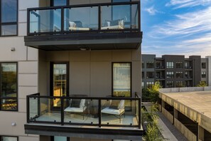 Terrace/patio - Muse at the Odyssey by AvantStay | Heart of Midtown (Nashville)