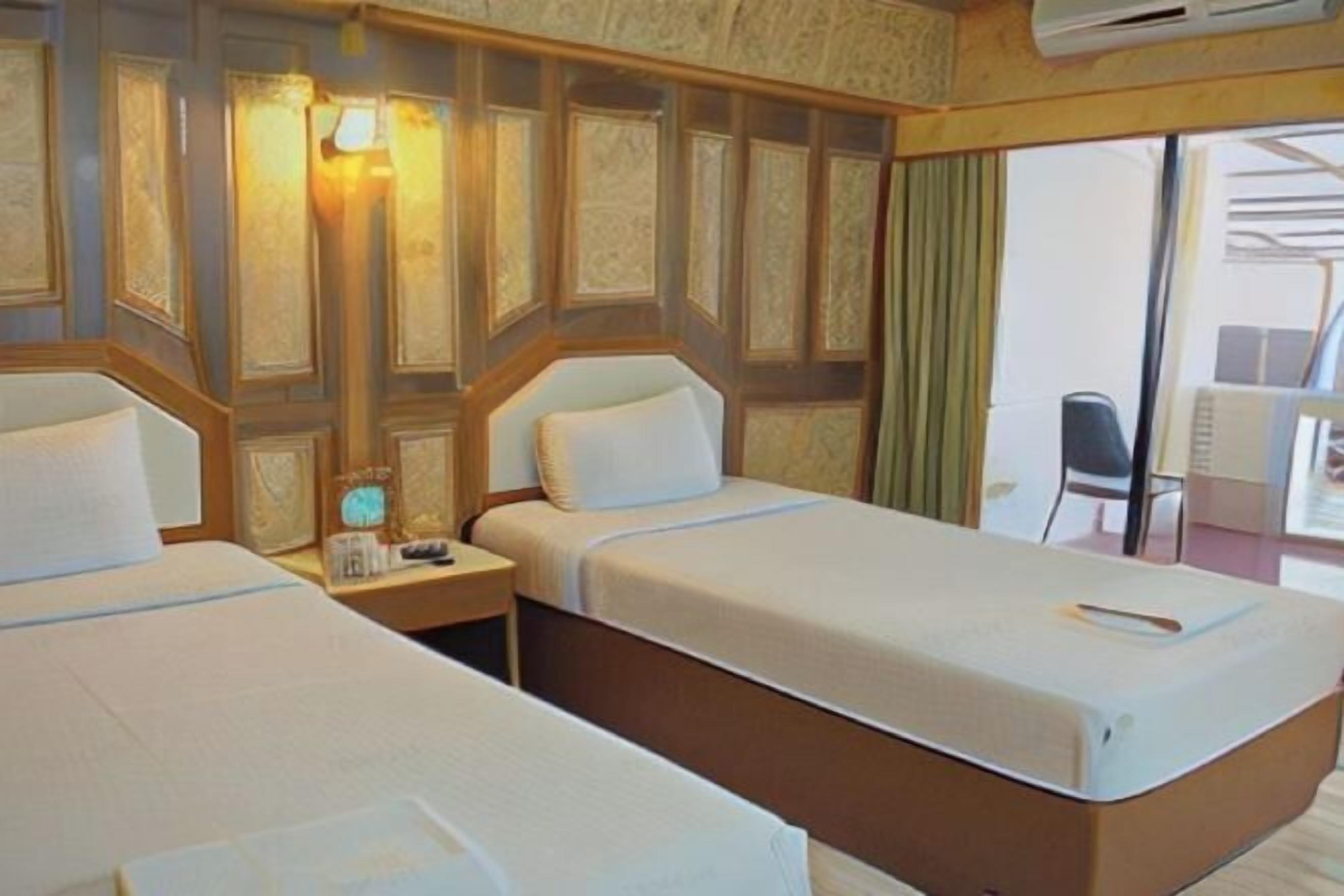 Bureau, Wi-Fi gratuit, draps fournis