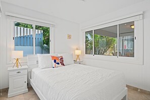 House (3 Bedrooms) | Property amenity - Washington 49-q (Noord)